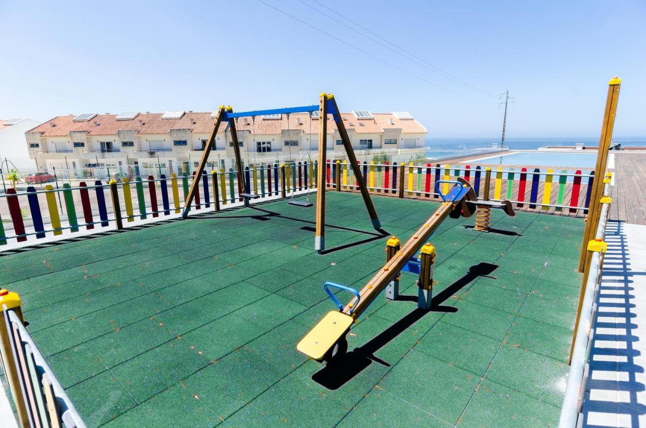 Ocean Views - New Private Condominium With Pool & Sea Views Nazare Exterior photo