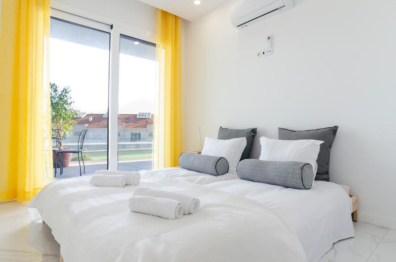 Ocean Views - New Private Condominium With Pool & Sea Views Nazare Exterior photo
