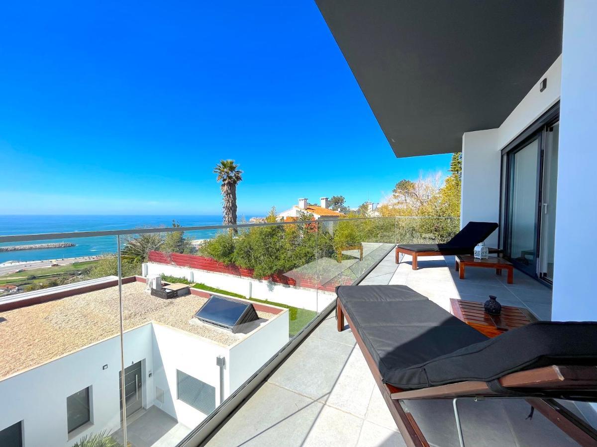 Ocean Views - New Private Condominium With Pool & Sea Views Nazare Exterior photo